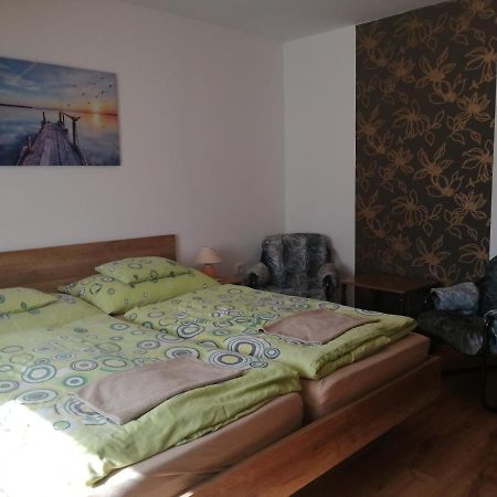 Anita Apartman Buk Exterior photo