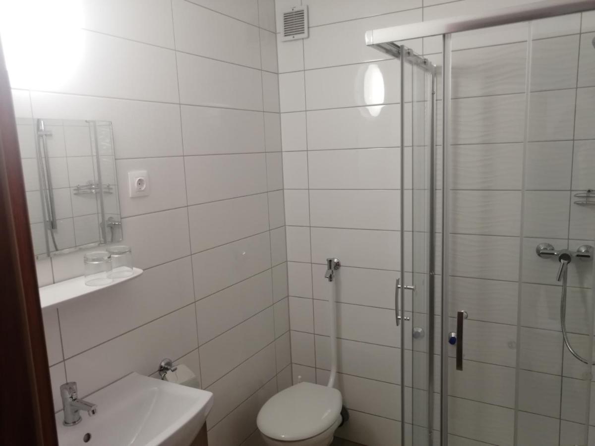 Anita Apartman Buk Exterior photo
