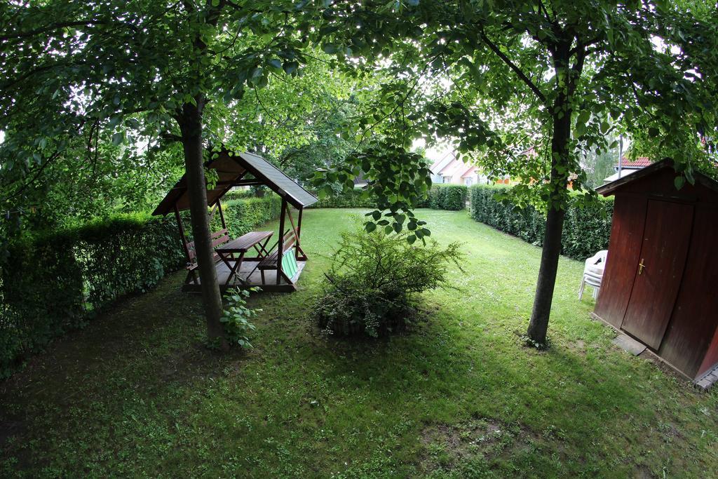 Anita Apartman Buk Exterior photo